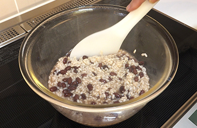 電子オーブンで作る赤飯とプリ照り焼き