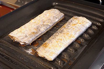 焼き魚標準上下強火で12分加熱したら完成