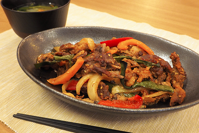 ココットプレートで韓国風すき焼きプルコギ