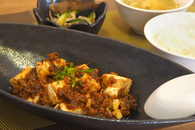 お昼はおうち中華四川風マーボー豆腐