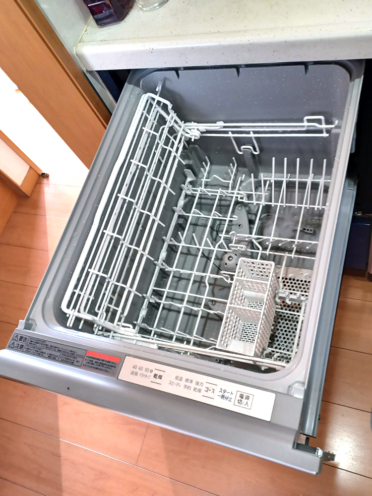 パナソニックのミドルタイプ食洗機M9シリーズ(NP-45MS9S)に交換 食器が 