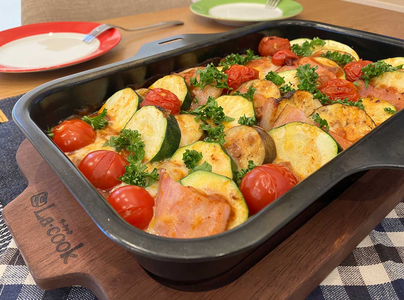 フェイシスグランドで夏野菜のミルフィーユチーズ焼き