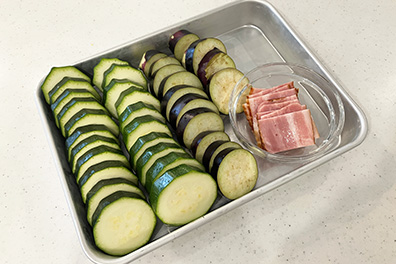 フェイシスグランドで夏野菜のミルフィーユチーズ焼き