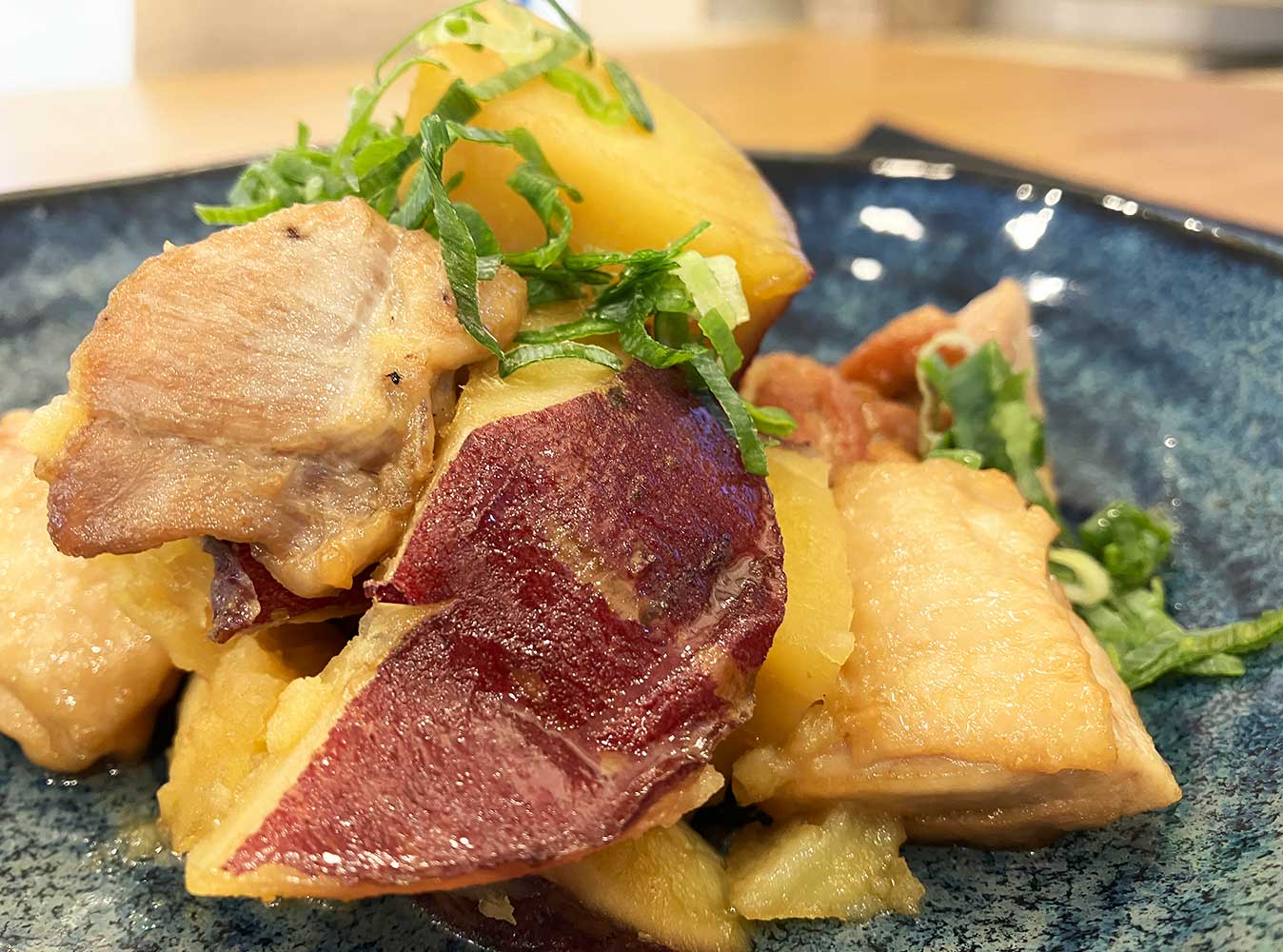 デリシア操作部シンプルタイプとアプリで鶏とさつまいもの甘辛煮