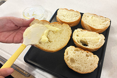 デリシアシンプルガーリックトースト