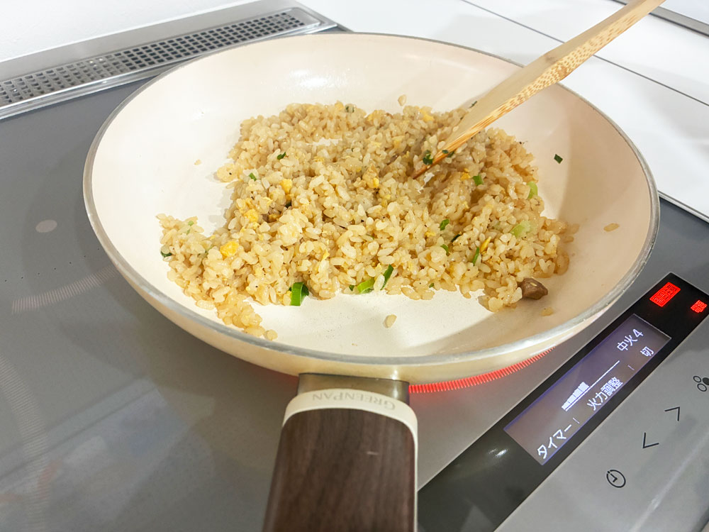 IHで作る炒飯