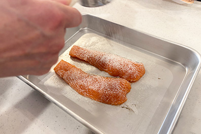 パナソニックIHで作る鮭のムニエル