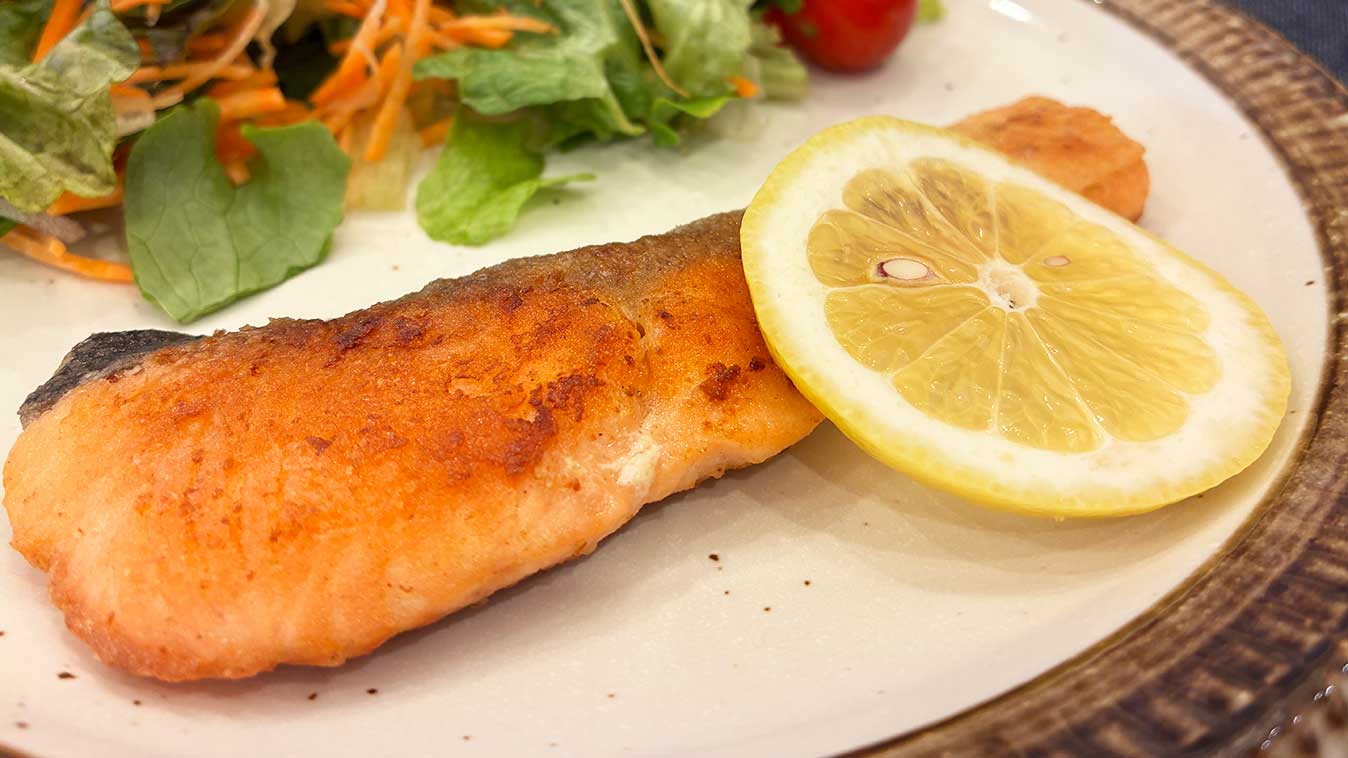 パナソニックIHで作る鮭のムニエル