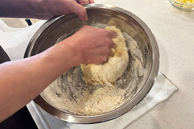 リンナイの電子コンベック「S15シリーズ」（RSR-S15E-ST）で作る「バターロール」