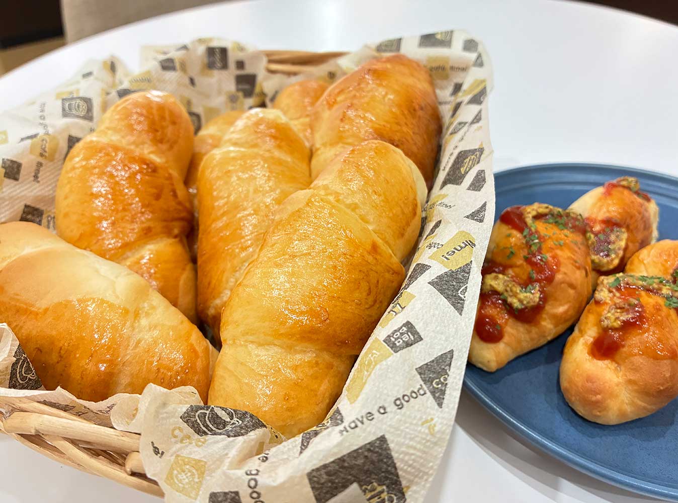 リンナイの電子コンベック「S15シリーズ」（RSR-S15E-ST）で作る「バターロール」