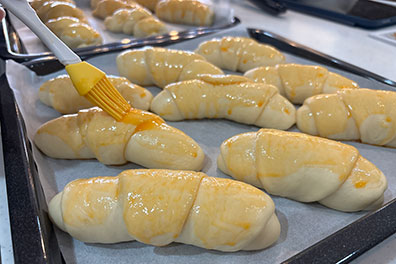 リンナイの電子コンベック「S15シリーズ」（RSR-S15E-ST）で作る「バターロール」