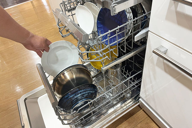 パナソニックフロントオープン食洗機食器の入れやすさ