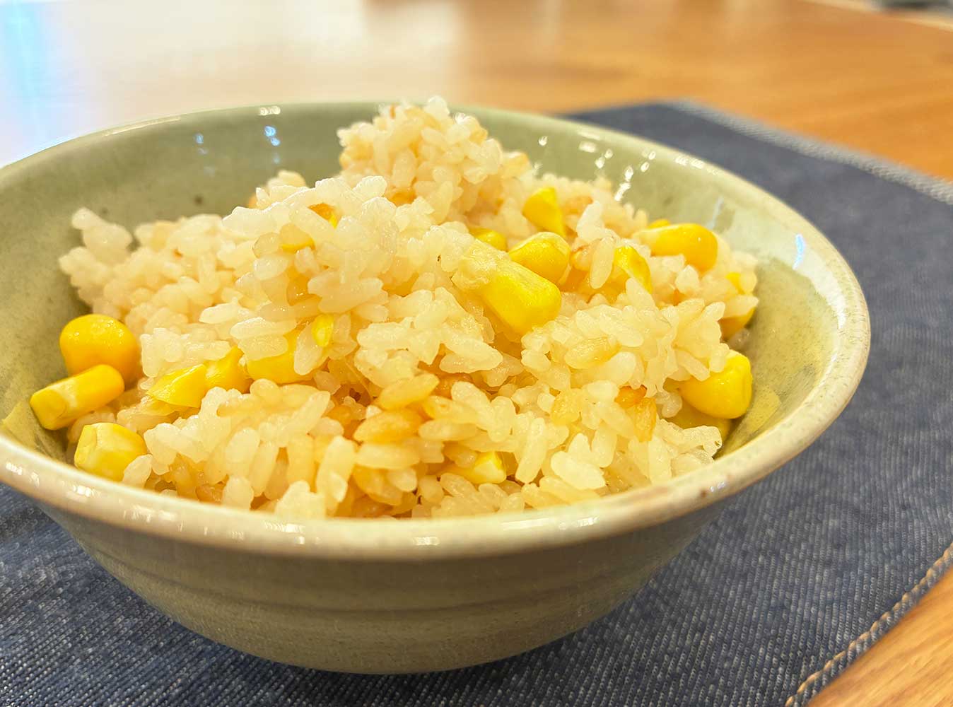 パロマウィズナで作るとうもろこしとバターの炊き込みごはん