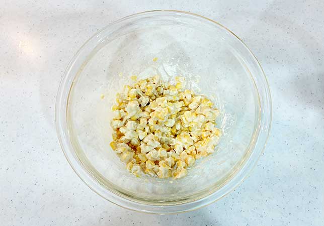 パロマウィズナで作るとうもろこしのかき揚げ