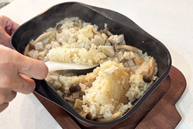 パロマフェイシスグランド里芋ときのこの炊き込みご飯
