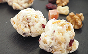 IHコンロでお菓子作り！ドライフルーツ入りのザクザク食感がおいしいホワイトロシェの作り方動画レシピ