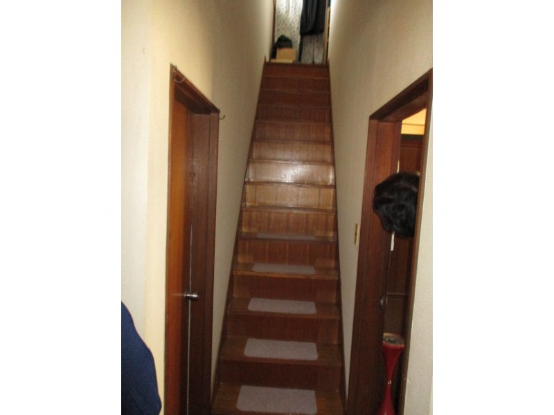 急な階段対策に手すりを設置 安心して上り下りができるように 横浜市栄区一戸建てリフォーム施工事例