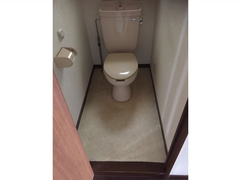 Totoピュアレストmrのスリムタンクでマンションの狭いトイレ空間も快適に 横浜市瀬谷区マンションリフォーム施工事例