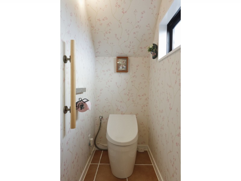 節水型タンクレストイレ 床暖房 トイレリフォーム事例