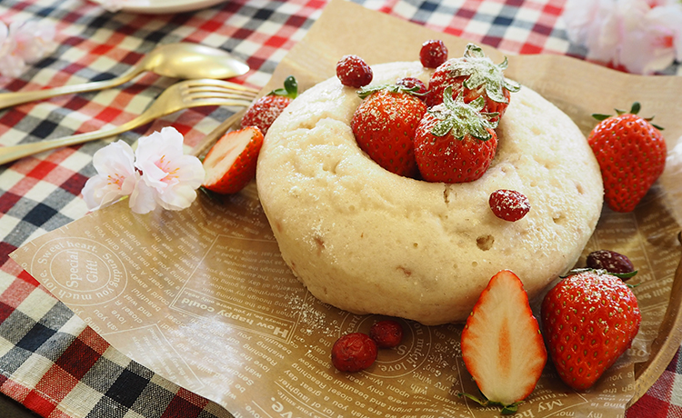 いちごの蒸しパンケーキ