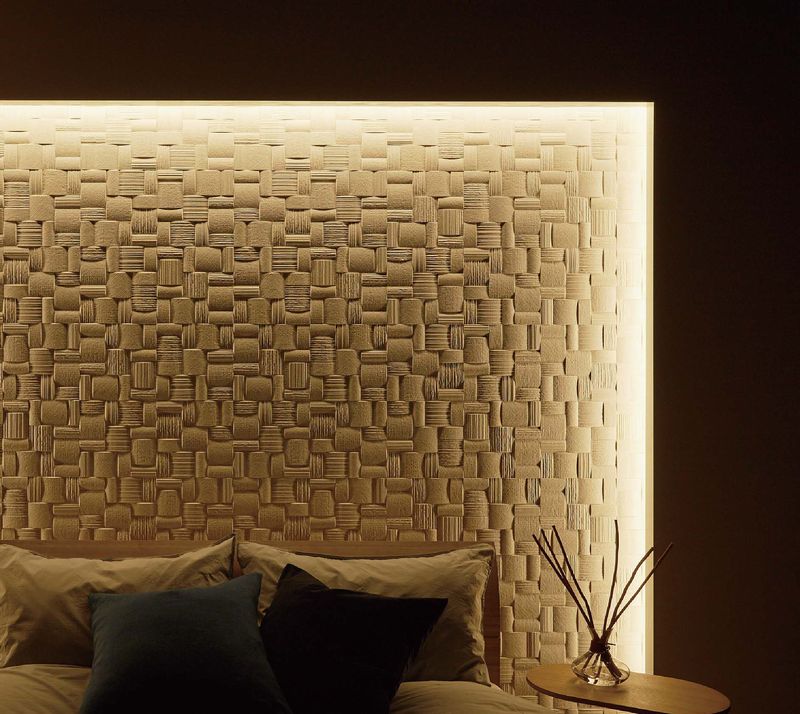 ホテルライクな寝室インテリアは関節照明がポイント 高級感のある壁材を使ったリノベーション