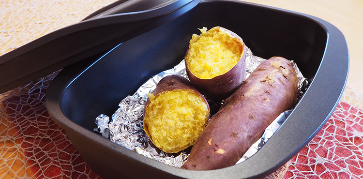 デリシアのグリルで焼き芋作り ココットダッチオーブンで秋の味覚を楽しむ