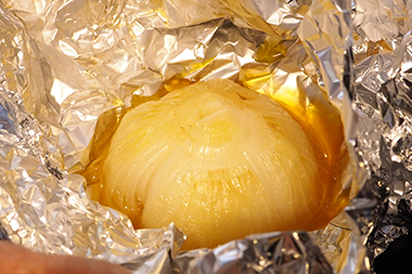 新玉ねぎのまるごとグリル