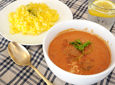 ザココットでお店のようなバターチキンカレー