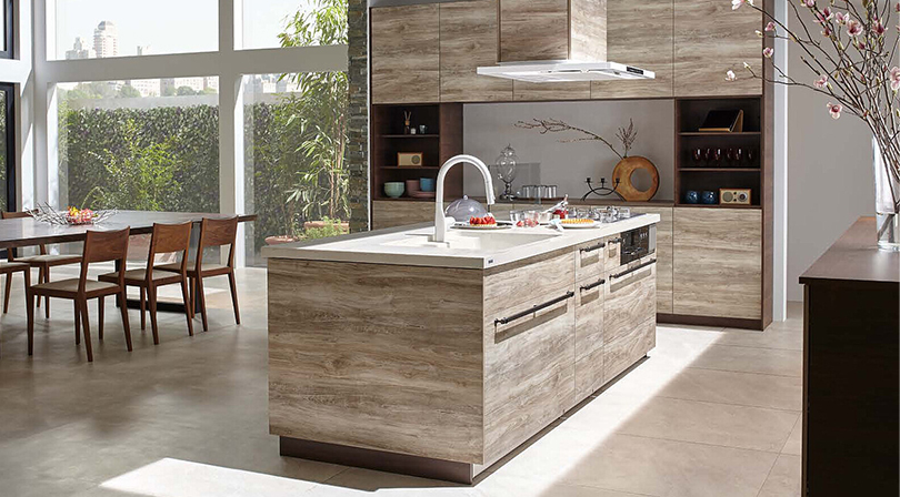 22年のトレンドは色と素材のデザイン性 システムキッチン人気ランキングをご紹介