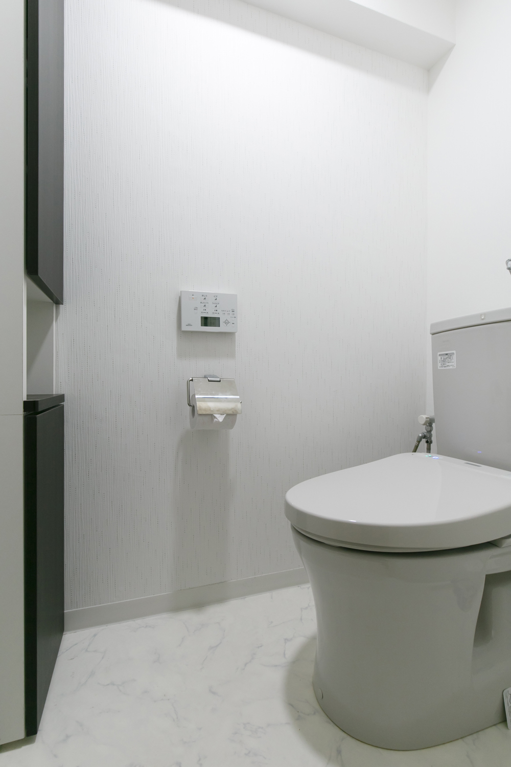 マンションの間取り変更リホームで自分だけの空間スペースが完成した横浜市のリノベーション実例（トイレ）