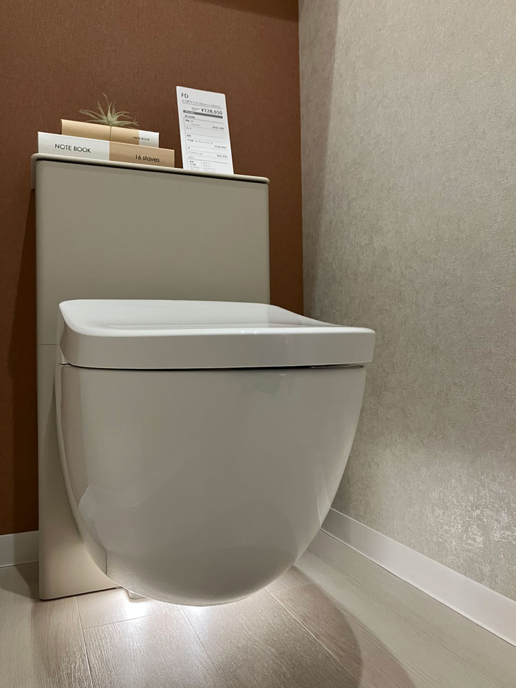 TOTO壁掛けトイレFD
