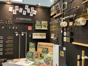 友安製作所の個別インテリアアイテム。リフォーム空間を自分らしく演出できる小物の展示。