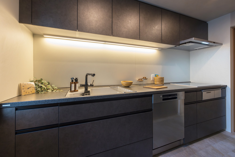 マンショングレーキッチン施工事例ホテルライクなキッチン