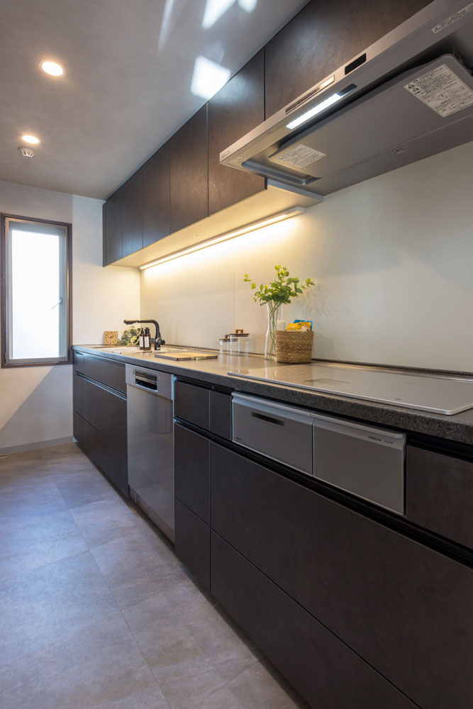 マンショングレーキッチン施工事例ホテルライクなキッチン