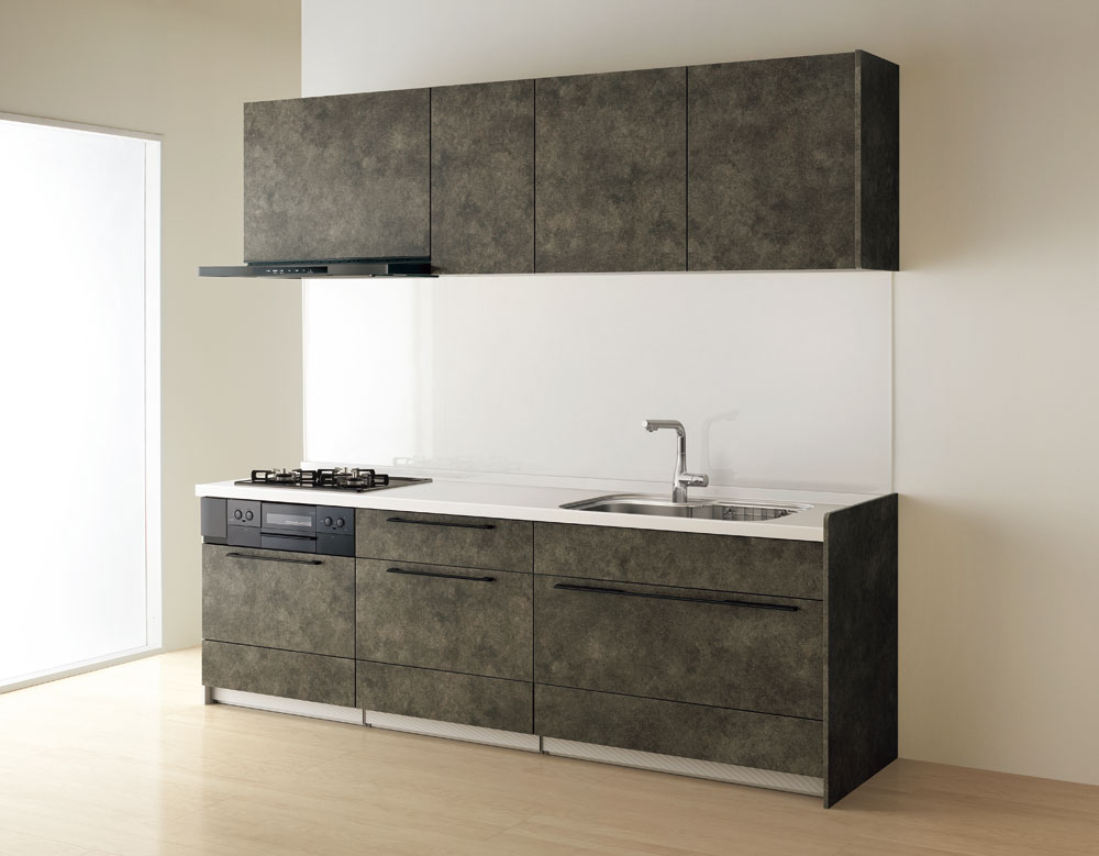 石目調のダークグレーの扉が印象的なクリナップステディア・ロッシュチャコールのキッチン